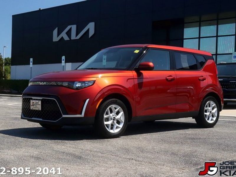 Certified 2024 Kia Soul LX w/ Option Group 015 image 1