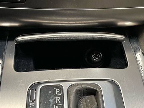 Used 2015 INFINITI Q40 w/ Moonroof Package image 12