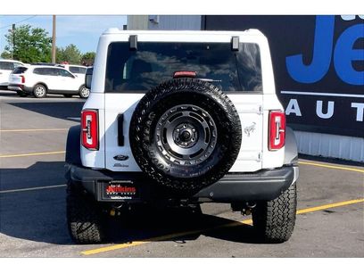 New 2025 Ford Bronco Badlands w/ Sasquatch Package