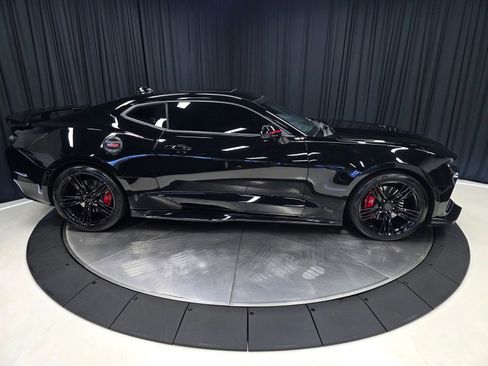 Used 2023 Chevrolet Camaro SS w/ Redline Edition image 12