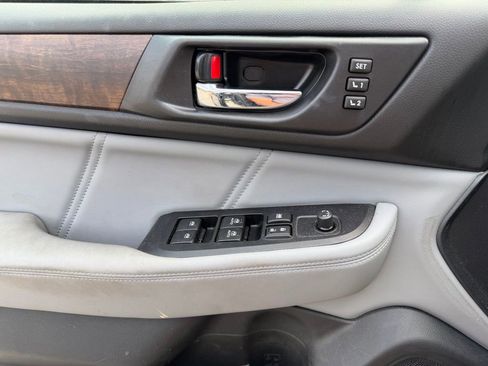 Used 2019 Subaru Outback 3.6R Limited AWD/4WD image 28