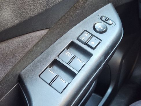 Used 2013 Honda CR-V EX image 18