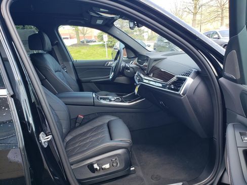 New 2026 BMW X5 xDrive40i AWD/4WD image 19