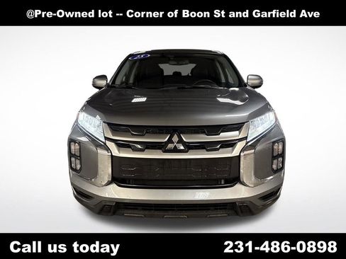 Used 2025 Mitsubishi Outlander Sport SE AWD/4WD image 8
