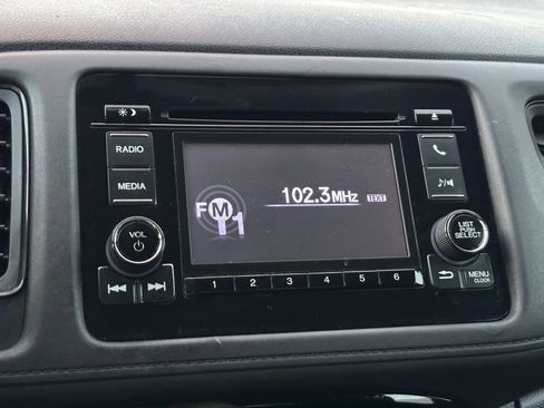 Used 2022 Honda HR-V LX image 4