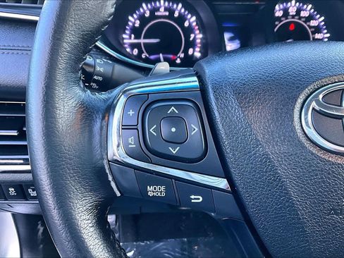 Used 2016 Toyota Avalon XLE Premium image 22