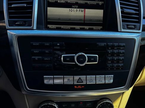 Used 2014 Mercedes-Benz ML 350 BlueTEC 4MATIC image 19