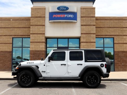 Used 2021 Jeep Wrangler Unlimited Sport AWD/4WD image 9