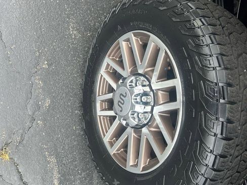 Used 2018 Ford F350 King Ranch w/ King Ranch Ultimate Package AWD/4WD image 11