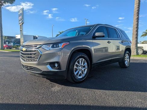 Used 2018 Chevrolet Traverse LT image 7