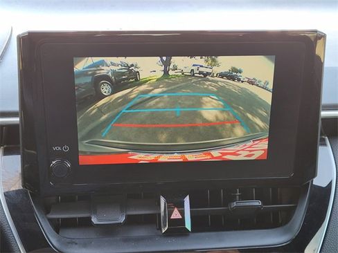 Used 2024 Toyota Corolla SE image 13