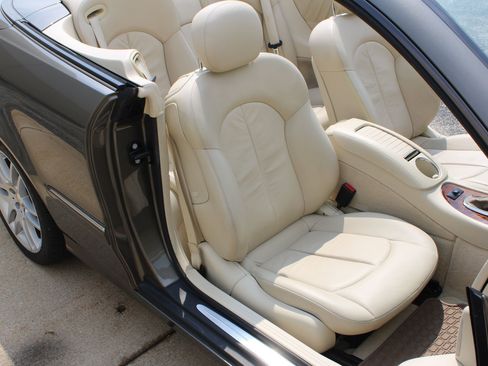 Used 2008 Mercedes-Benz CLK 350 Cabriolet image 14
