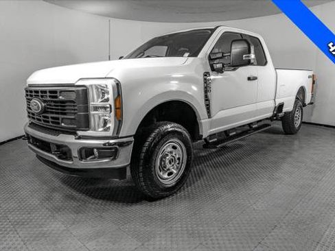 Used 2023 Ford F250 XL w/ 360-Degree Camera Package AWD/4WD image 2