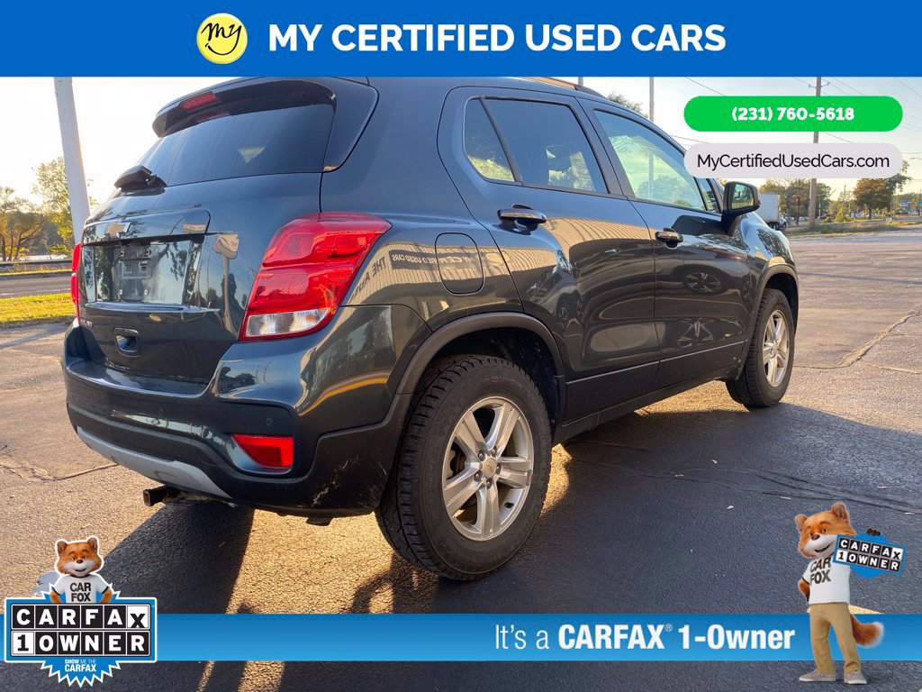 Used 2021 Chevrolet Trax LT w/ Premium Seat Package AWD/4WD image 5