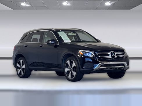 Used 2019 Mercedes-Benz GLC 350e 4MATIC image 7