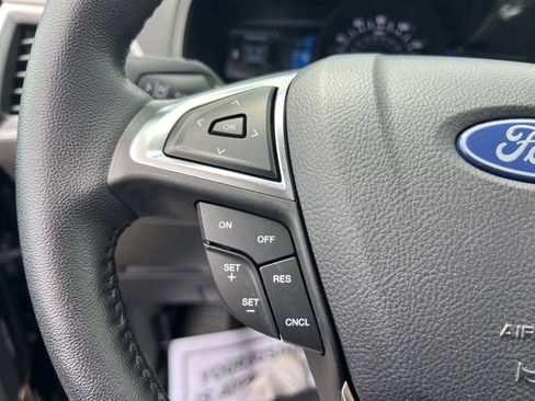Certified 2024 Ford Edge SEL w/ Convenience Package AWD/4WD image 6