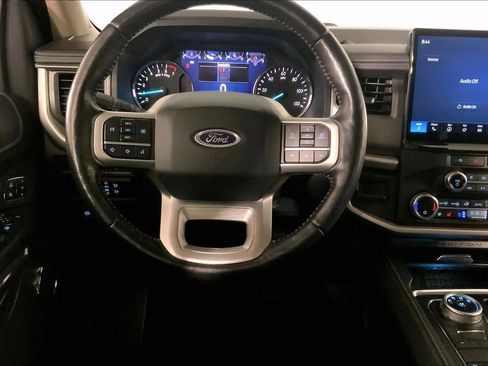 Used 2024 Ford Expedition Max XLT AWD/4WD image 5