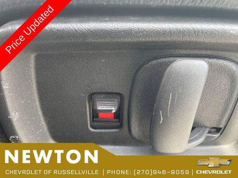 Used 2024 Chevrolet Express 2500 w/ Driver Convenience Package RWD image 22