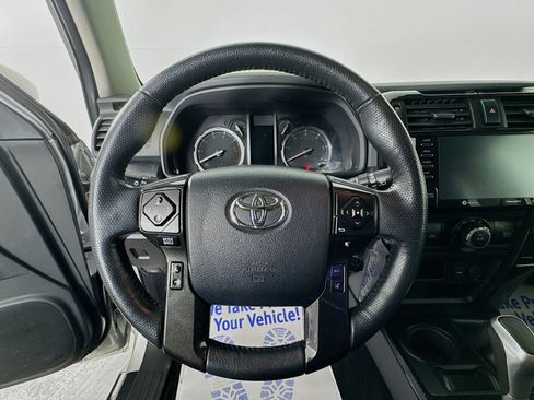 Certified 2024 Toyota 4Runner TRD Off-Road Premium AWD/4WD image 11