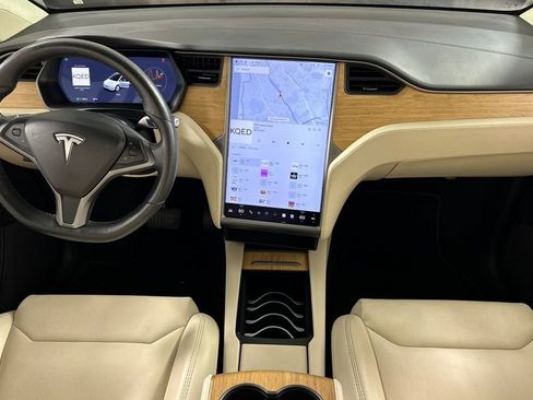 Used 2019 Tesla Model X Long Range image 15