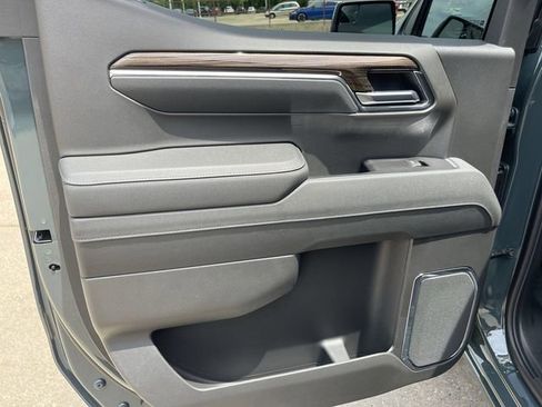 Used 2026 Chevrolet Silverado 1500 LT AWD/4WD image 12