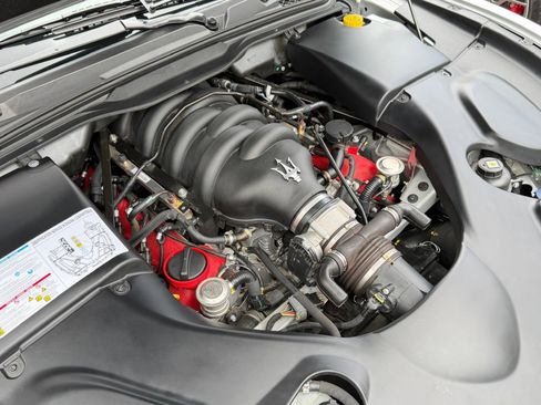 Used 2013 Maserati GranTurismo Sport RWD image 69