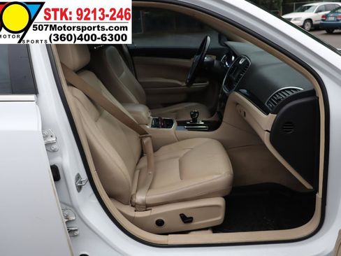 Used 2012 Chrysler 300 Limited RWD image 18