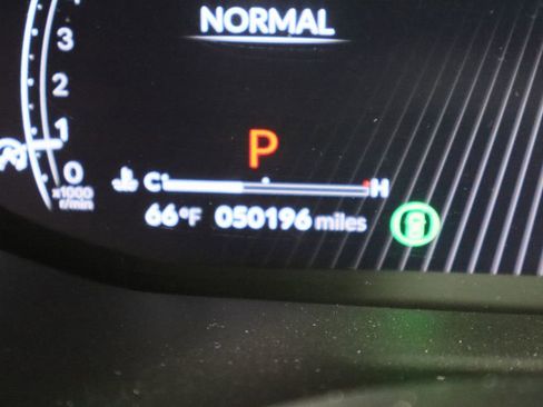 Used 2023 Acura MDX SH-AWD w/ Technology Package image 39