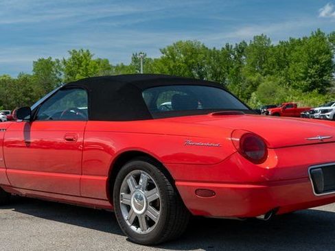 Used 2004 Ford Thunderbird RWD image 8