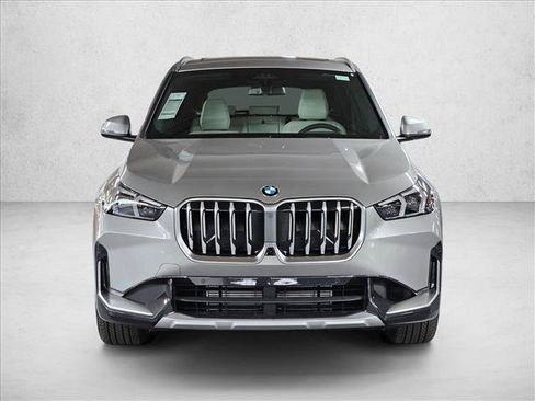Used 2026 BMW X1 xDrive28i w/ Technology Package AWD/4WD image 2