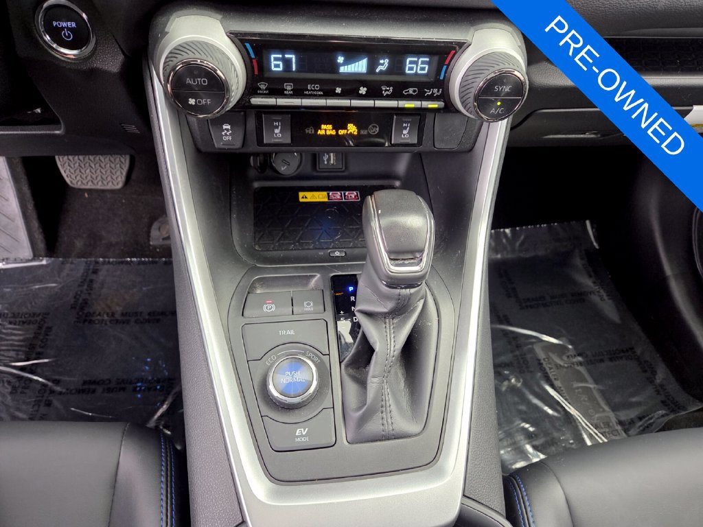 Used 2024 Toyota RAV4 XSE w/ Advanced Technology Package AWD/4WD image 29