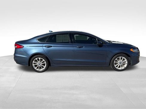 Used 2019 Ford Fusion SE image 5