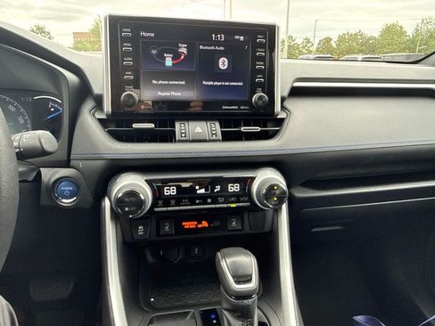 Used 2020 Toyota RAV4 XSE w/ XSE Grade Weather Package AWD/4WD image 19