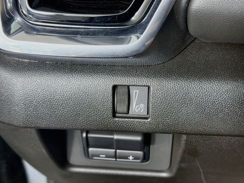 Used 2025 GMC Canyon Elevation w/ Convenience Package RWD image 17