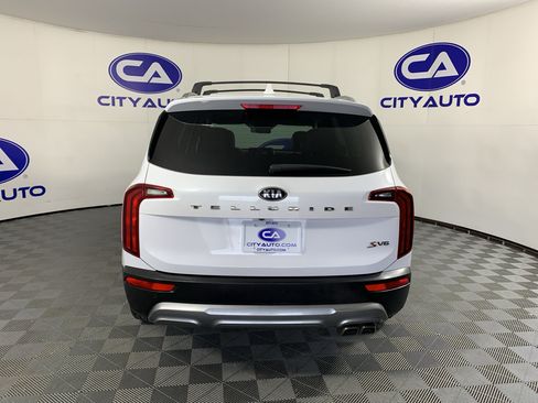 Used 2021 Kia Telluride S FWD image 4