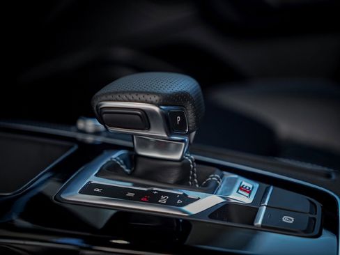 Certified 2024 Audi SQ5 Premium Plus w/ Premium Plus Package image 11