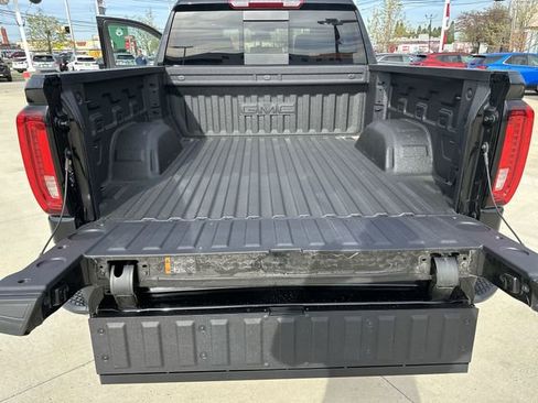 New 2026 GMC Sierra 1500 SLT w/ SLT Premium Plus Package image 23