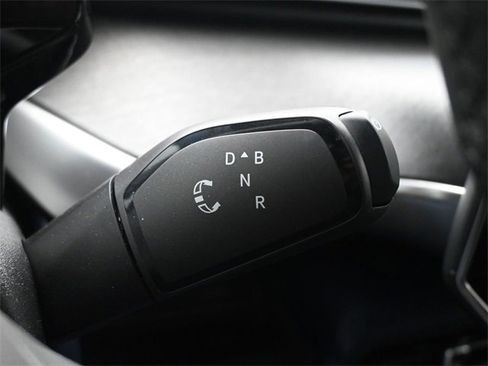 New 2025 Volkswagen ID. Buzz Pro S image 3