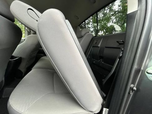 Used 2019 Toyota Tacoma SR5 AWD/4WD image 28