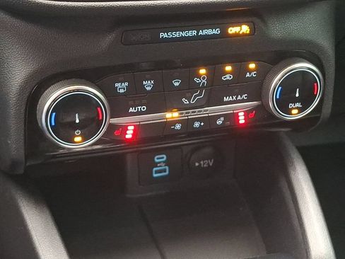 Used 2022 Ford Escape SEL FWD image 15