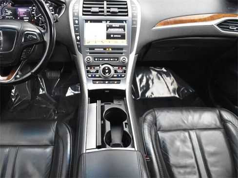 Used 2018 Lincoln MKZ Select w/ Select Plus Package image 13