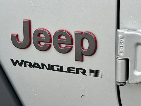 Used 2023 Jeep Wrangler Unlimited Rubicon image 27