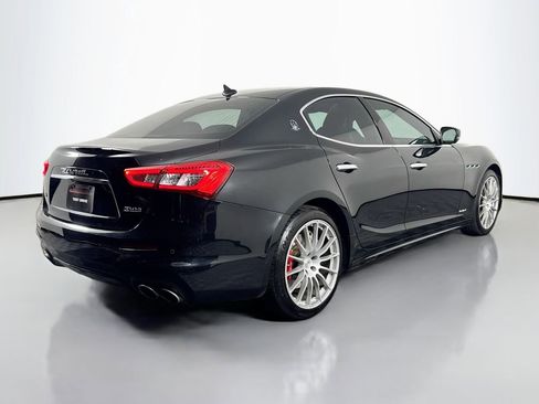 Used 2018 Maserati Ghibli S GranSport image 5