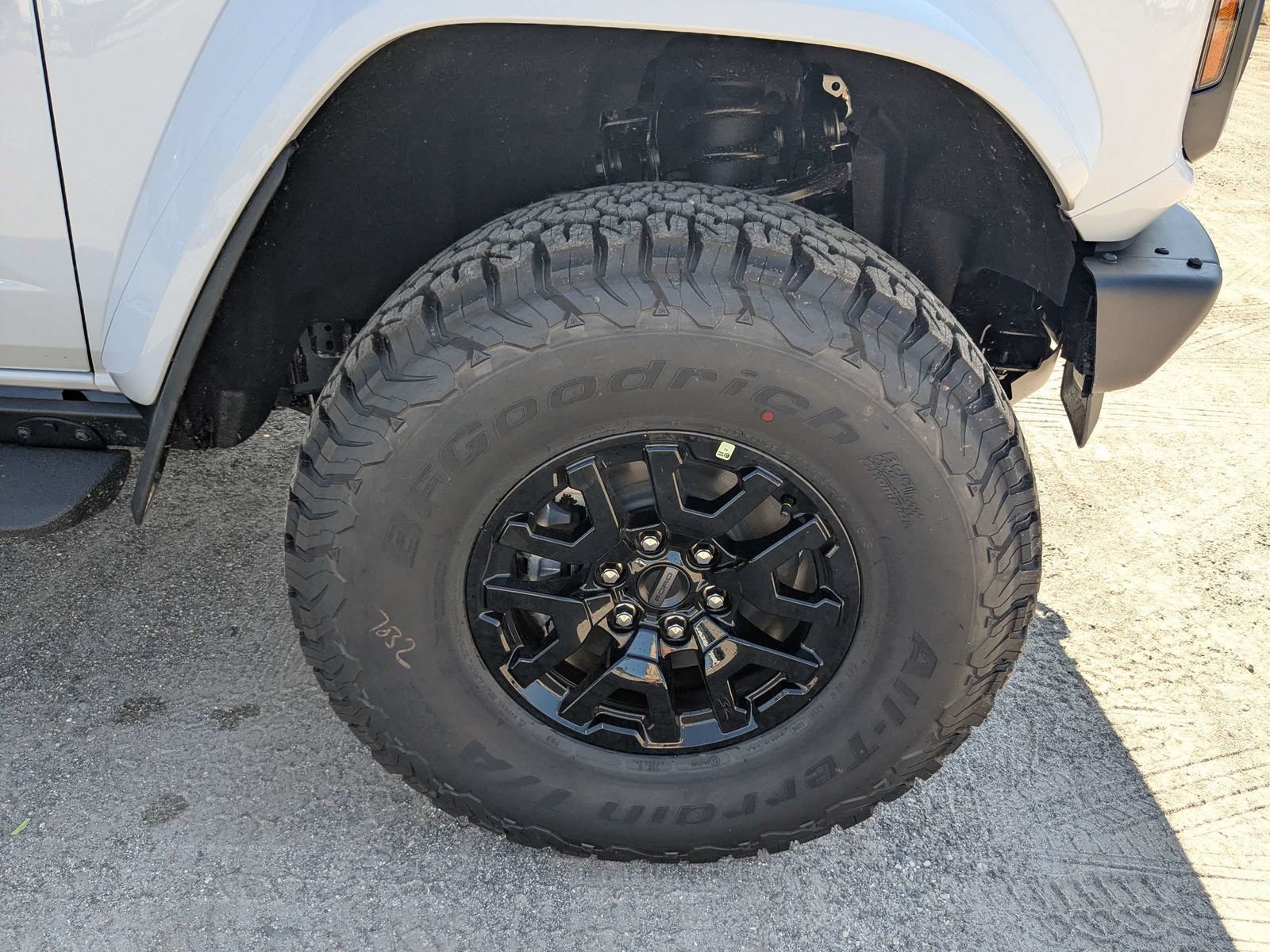 New 2026 Ford Bronco Raptor AWD/4WD image 11