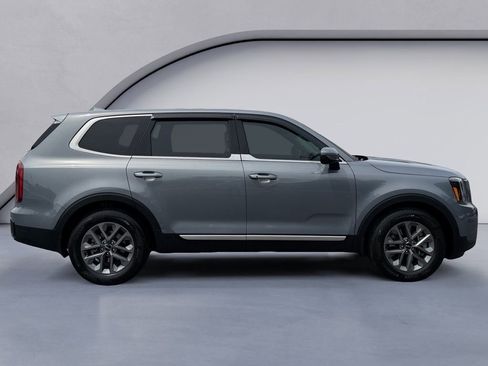 Used 2023 Kia Telluride LX FWD image 6