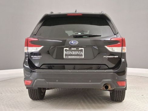 Used 2020 Subaru Forester Limited AWD/4WD image 8