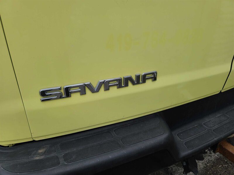Used 2016 GMC Savana 2500 Extended RWD image 25