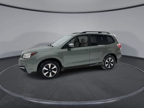 Used 2018 Subaru Forester 2.5i Premium image 4