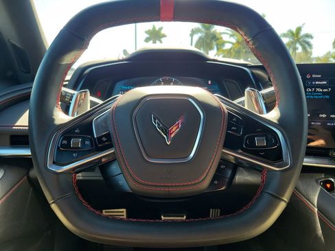 Used 2025 Chevrolet Corvette Stingray Coupe w/ 1LT image 20