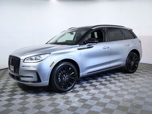 Used 2023 Lincoln Corsair Reserve w/ Equipment Group 202A image 5